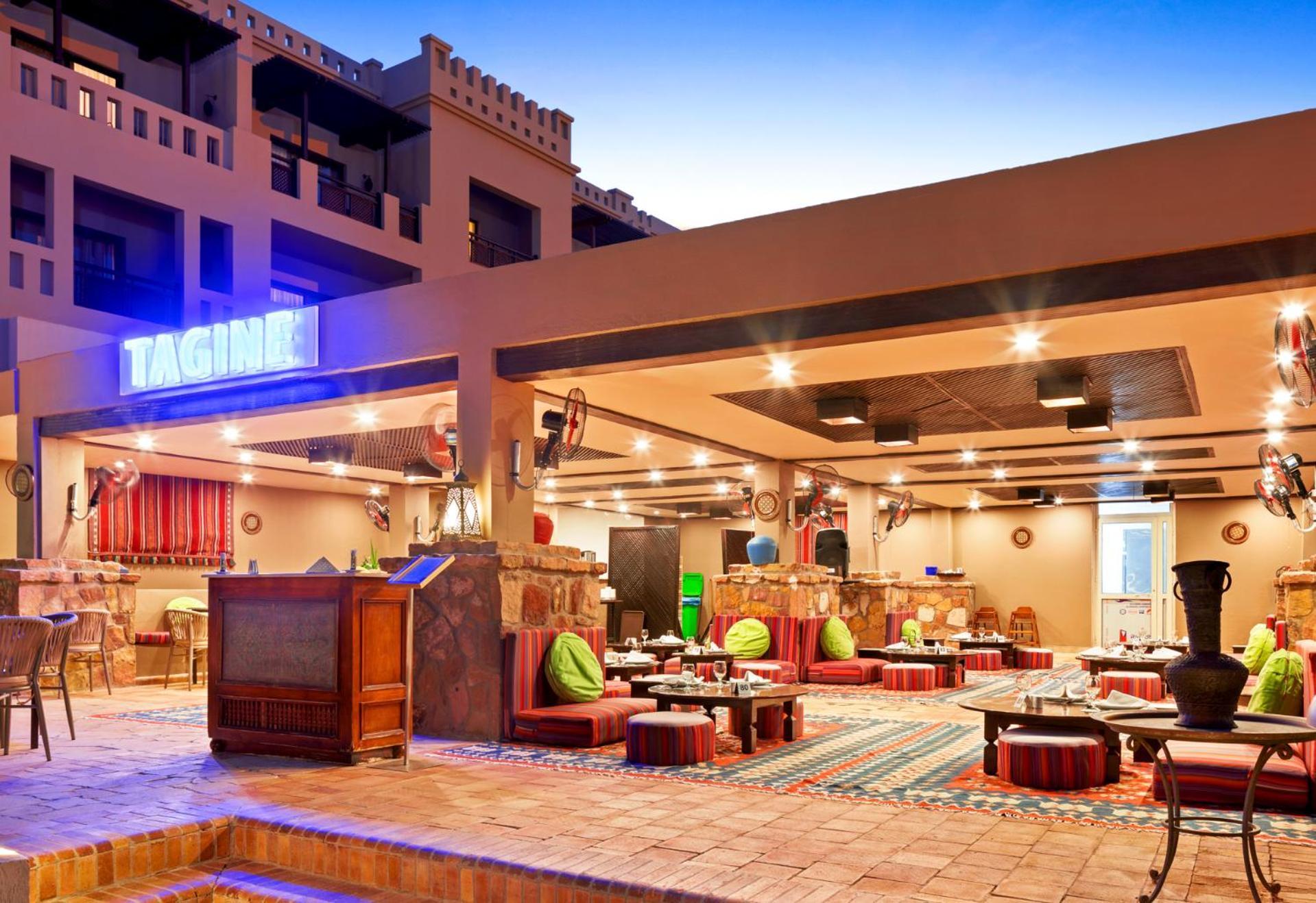 Pickalbatros Oasis Port Ghalib Hotel Exterior photo